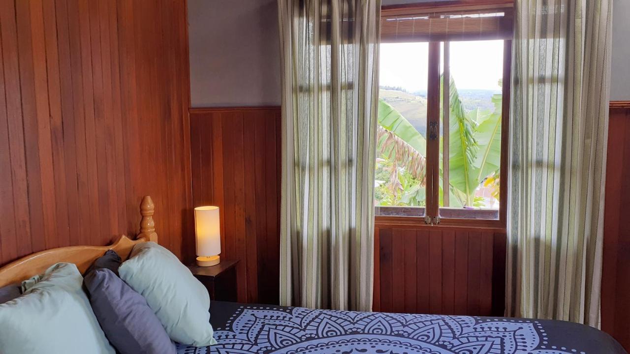 Montana Linda Guest House Оросі Екстер'єр фото
