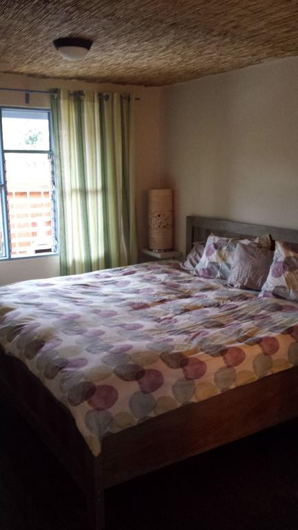 Montana Linda Guest House Оросі Екстер'єр фото